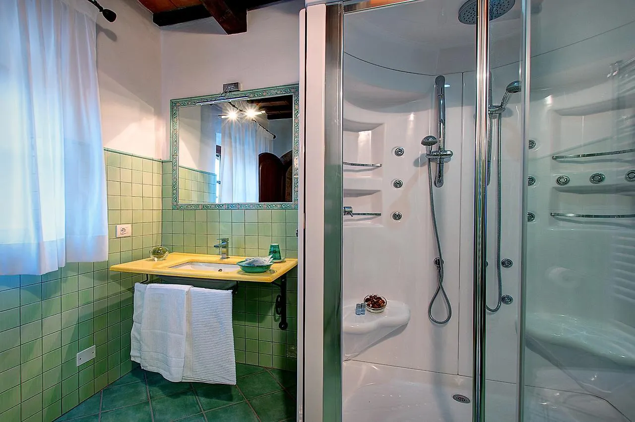 Il Giuncheto Bed and Breakfast Trequanda 3*,